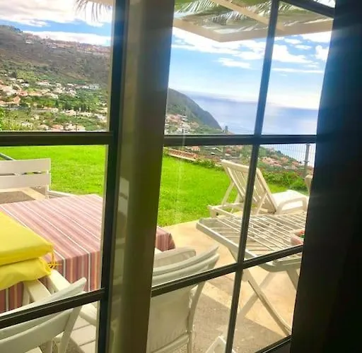 Casa Bela Vista, Swimming Pool And Sea View Arco da Calheta (Madeira)