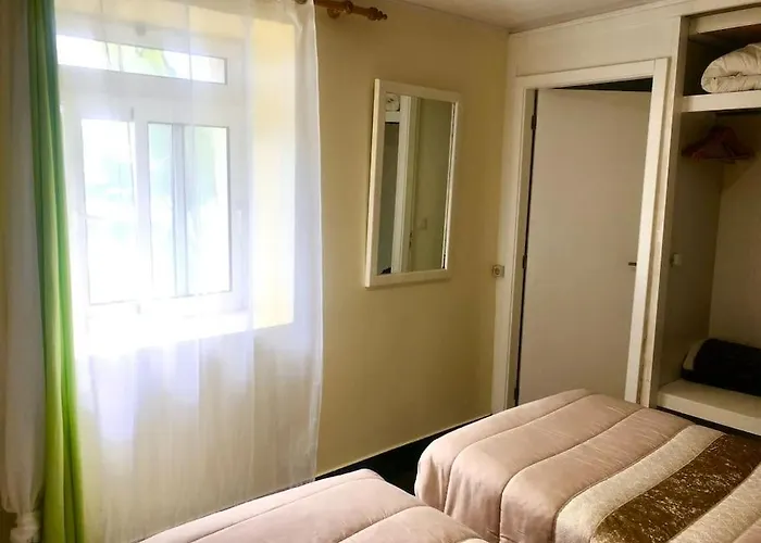 Casa Bela Vista, Swimming Pool And Sea View * Arco da Calheta (Madeira)