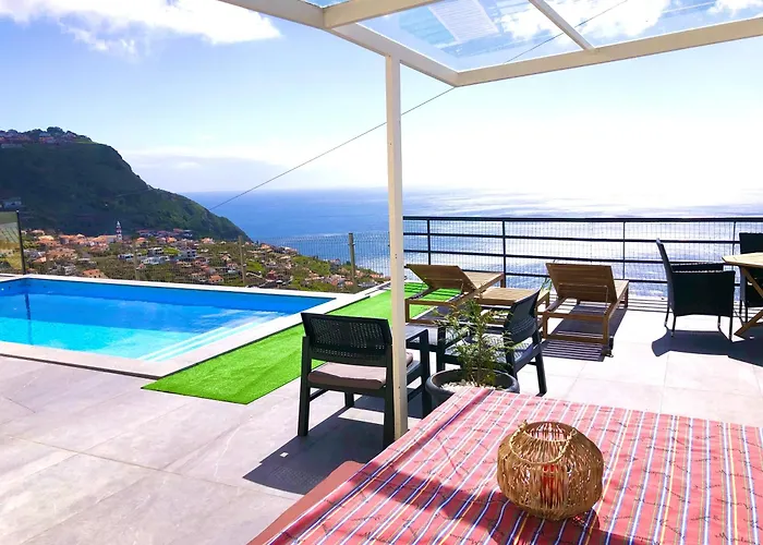 Casa Bela Vista, Swimming Pool And Sea View Tatil Evi