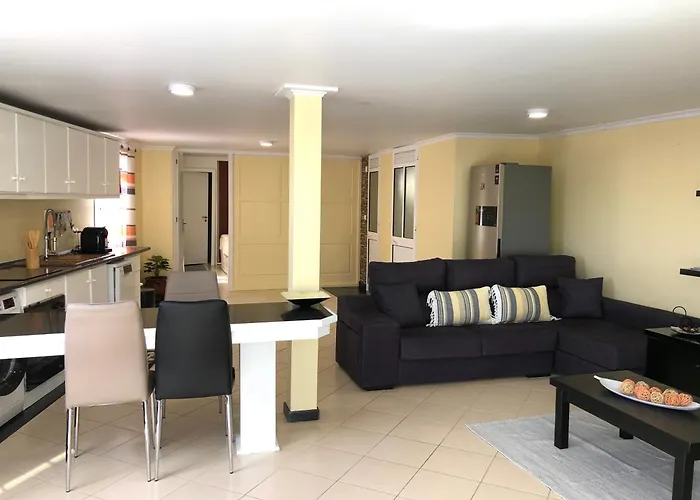 Tatil Evi Casa Bela Vista, Swimming Pool And Sea View Arco da Calheta (Madeira)